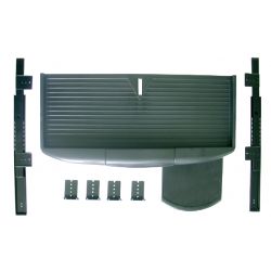 Zásuvka na klávesnici s výsuvem a podložkou pod myš