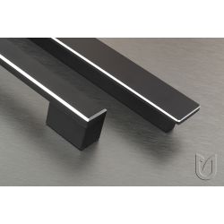 věšák Rocata, černá matná