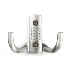 věšák Darec, matný chrom