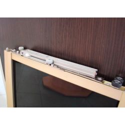 Tlumič dveří vstavané skříňe