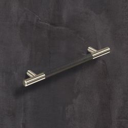 úchytka Byzantia, černá kůže/ imitace nerez