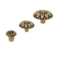 knopek Aster, průměr 40 mm, starozlatá