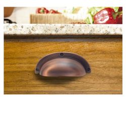 úchytka mušle Anita, broušená měď