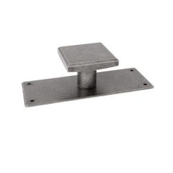 železný knopek se štítem Rubigo, starocin