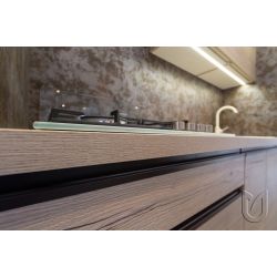 Hliníkový narážecí profil Juvio II, černá matná