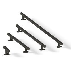 dlouhé madlo Fluted, černá matná