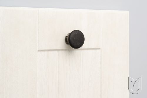 Obrázek nábytkového knopku Victoria v povrchové úpravě staročerná od značky Metakor