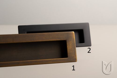 Nábytkové úchytky Shellby – barva starobronz a barva černá matná, značka Tulip